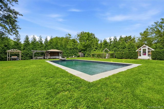 1850 Highland Road, Cutchogue, NY 11935