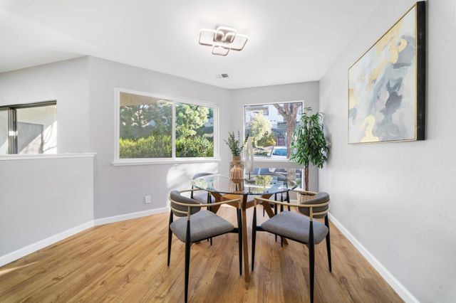 21117 Gary Drive 119, Castro Valley, CA 94546