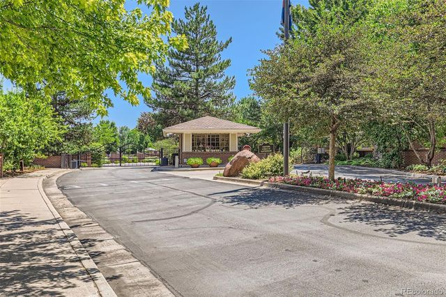 2800 S University Boulevard 58, Denver, CO 80210