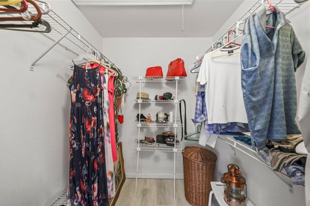 664 FORSYTH Street 6, Boca Raton, FL 33487