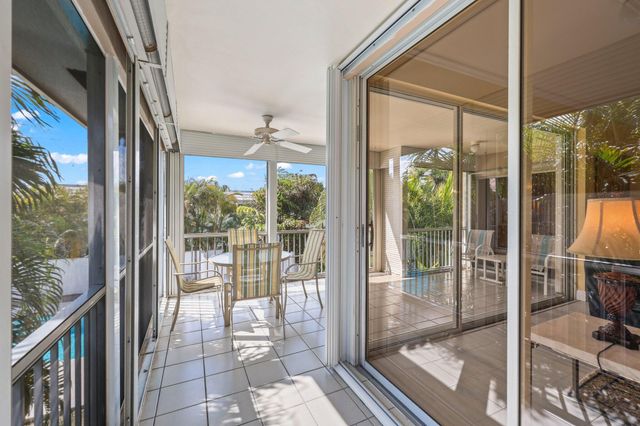 664 FORSYTH Street 6, Boca Raton, FL 33487