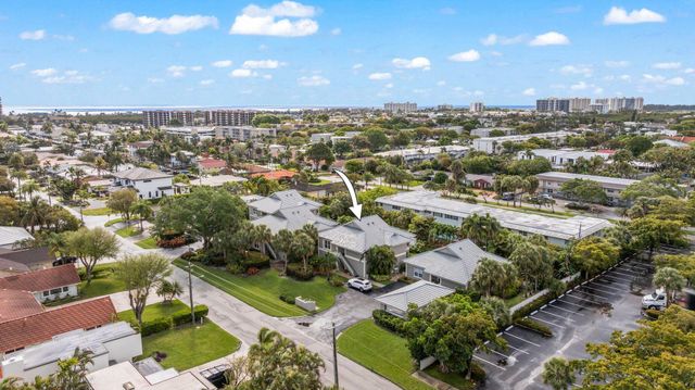 664 FORSYTH Street 6, Boca Raton, FL 33487