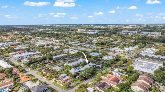 664 FORSYTH Street 6, Boca Raton, FL 33487