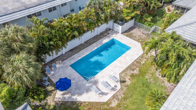 664 FORSYTH Street 6, Boca Raton, FL 33487