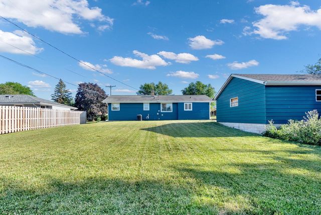 5704 Bradford AVENUE, Racine, WI 53406