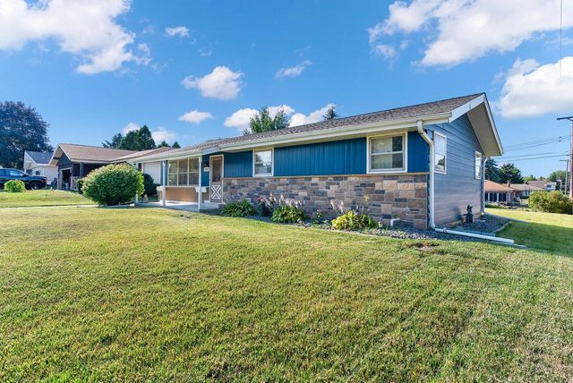 5704 Bradford AVENUE, Racine, WI 53406
