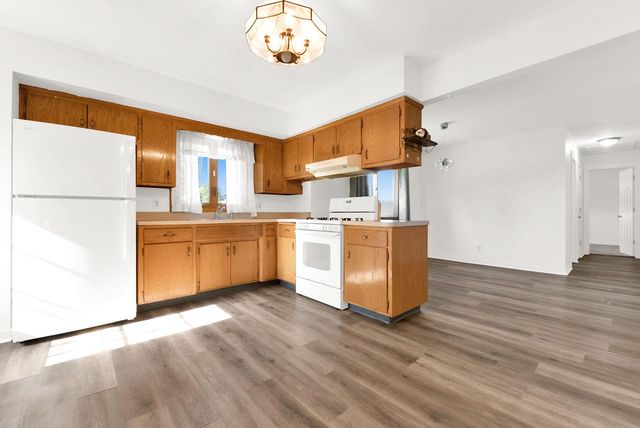 5704 Bradford AVENUE, Racine, WI 53406