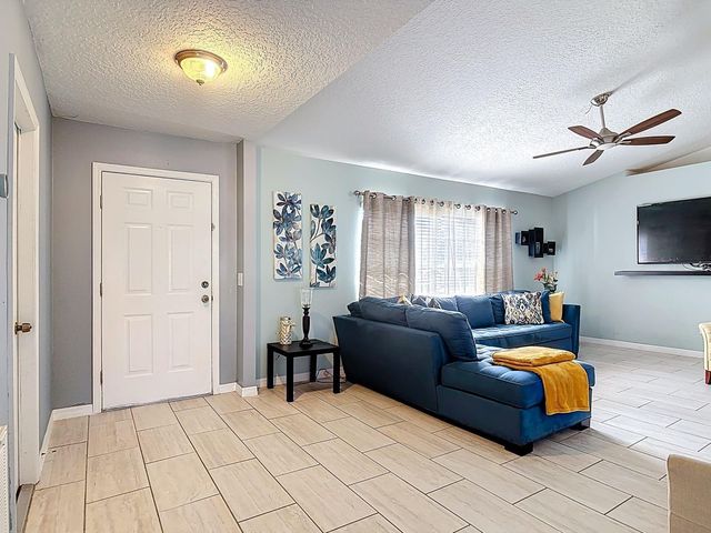 674 GAINSBORO STREET, Deltona, FL 32725