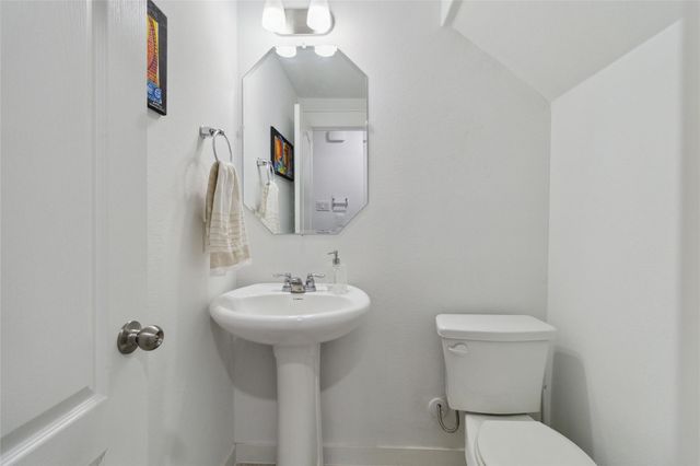 2036 Dove Creek Lane, Mesquite, TX 75149