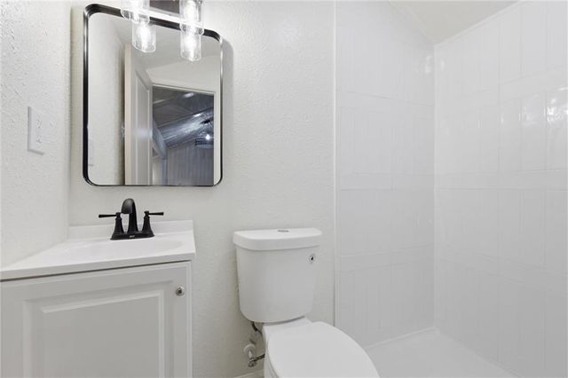 6507 GOODMAN Drive, Mission, KS 66202