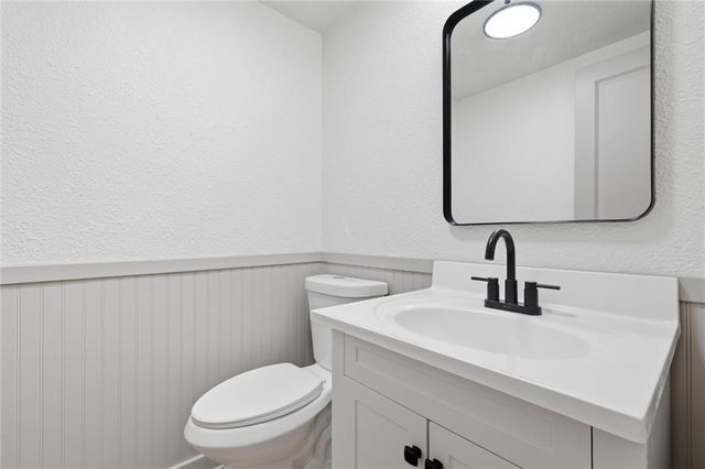 6507 GOODMAN Drive, Mission, KS 66202