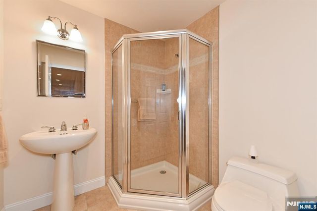 34 Walsh Drive, Mahwah, NJ 07430