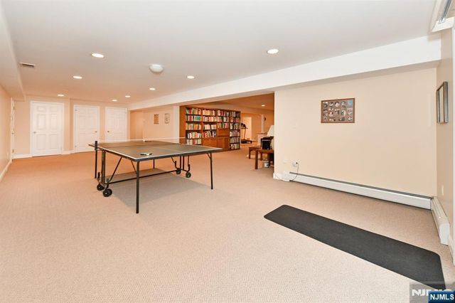 34 Walsh Drive, Mahwah, NJ 07430