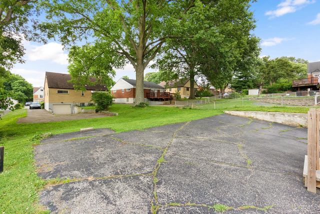 2888 Mount Airy Avenue, Green Twp, OH 45239