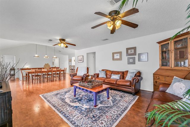 3512 Muscatee Circle, Galveston, TX 77554