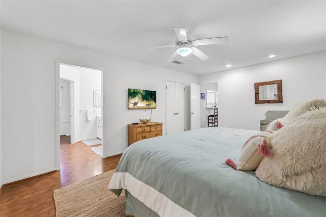 3512 Muscatee Circle, Galveston, TX 77554