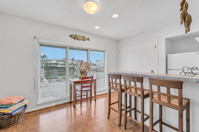3512 Muscatee Circle, Galveston, TX 77554