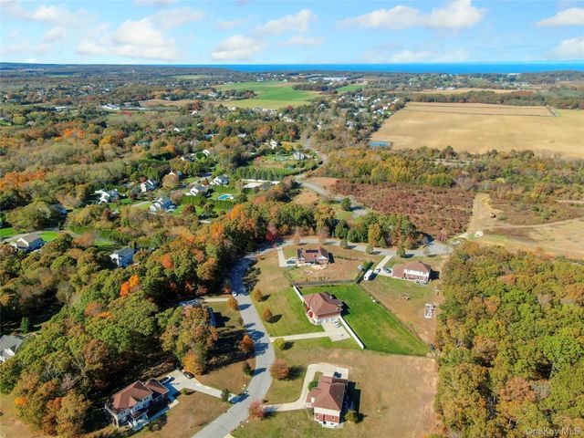 59 Mastro Road, Calverton, NY 11933