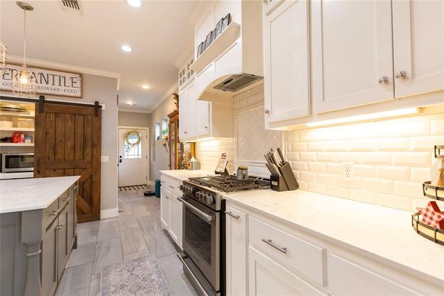 309 W Tonhawa Street, Norman, OK 73069