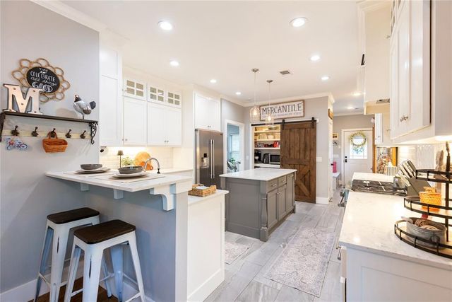 309 W Tonhawa Street, Norman, OK 73069