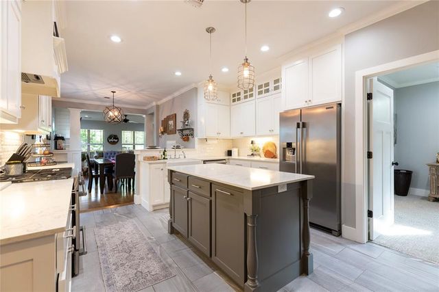 309 W Tonhawa Street, Norman, OK 73069