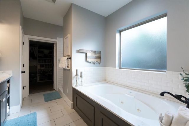 309 W Tonhawa Street, Norman, OK 73069