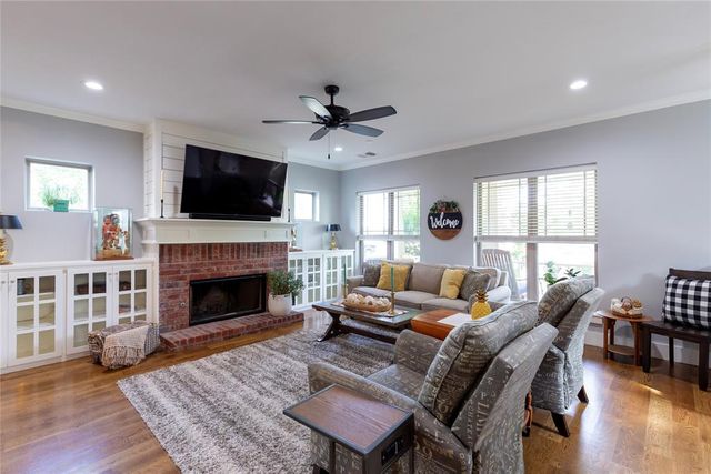 309 W Tonhawa Street, Norman, OK 73069