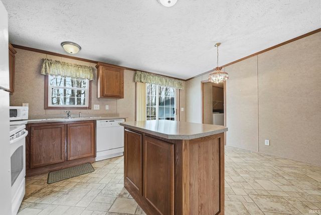 619 E 6th Street, Warren, IN 46792