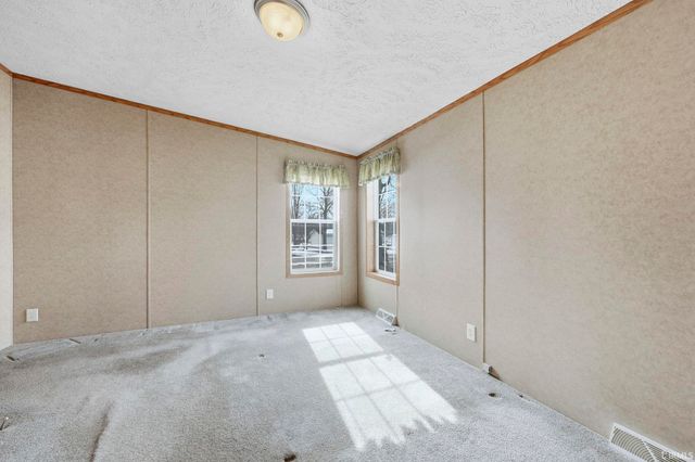 619 E 6th Street, Warren, IN 46792