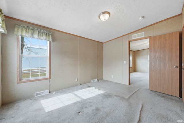 619 E 6th Street, Warren, IN 46792