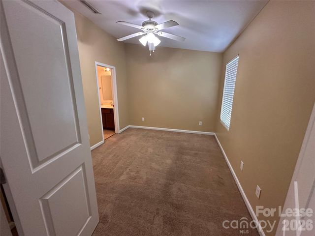 13592 Calloway Glen Drive, Charlotte, NC 28273