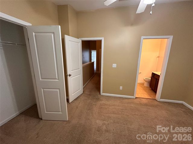 13592 Calloway Glen Drive, Charlotte, NC 28273