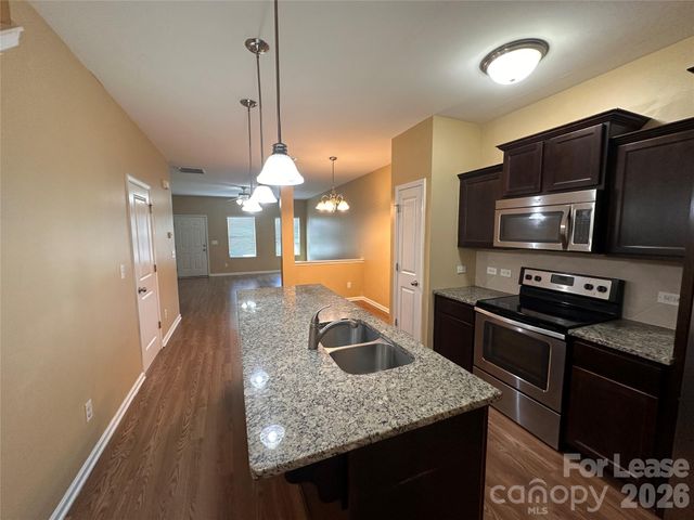 13592 Calloway Glen Drive, Charlotte, NC 28273