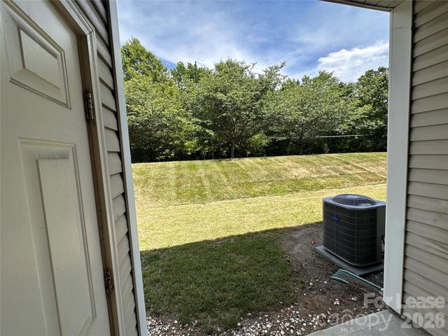 13592 Calloway Glen Drive, Charlotte, NC 28273