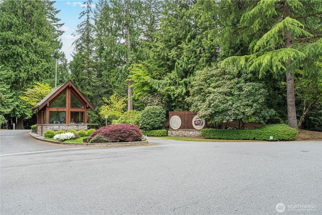 21633 NE 29th St, Sammamish, WA 98074