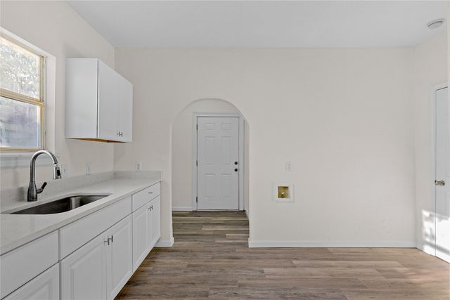 3521 Avenue H, Fort Worth, TX 76105