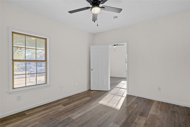 3521 Avenue H, Fort Worth, TX 76105