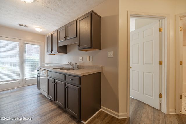1110 Neon Way, Louisville, KY 40204