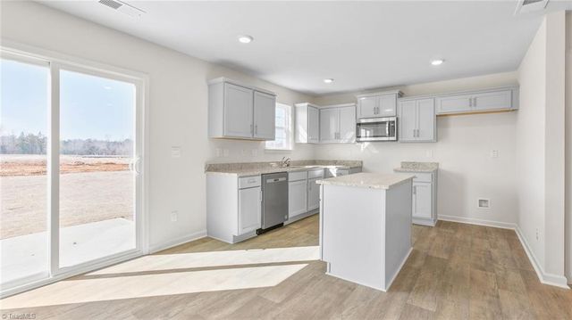 1006 Slingshot Court, Archdale, NC 27263