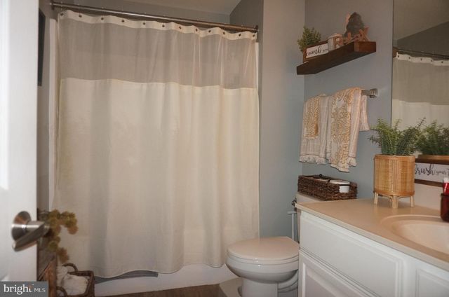 429 LOCUST ST, Lancaster, PA 17602