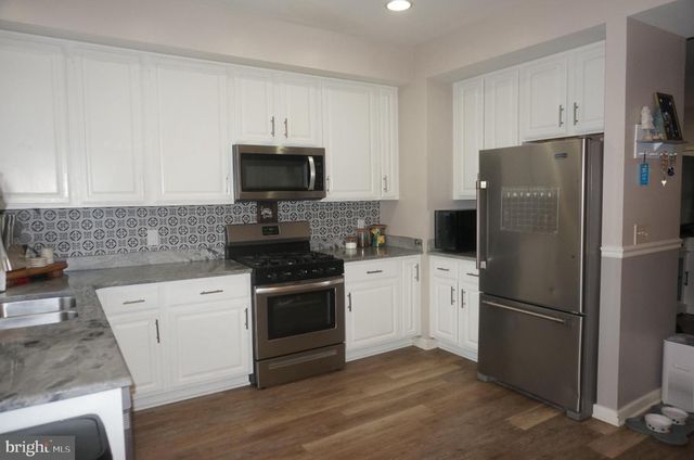 429 LOCUST ST, Lancaster, PA 17602