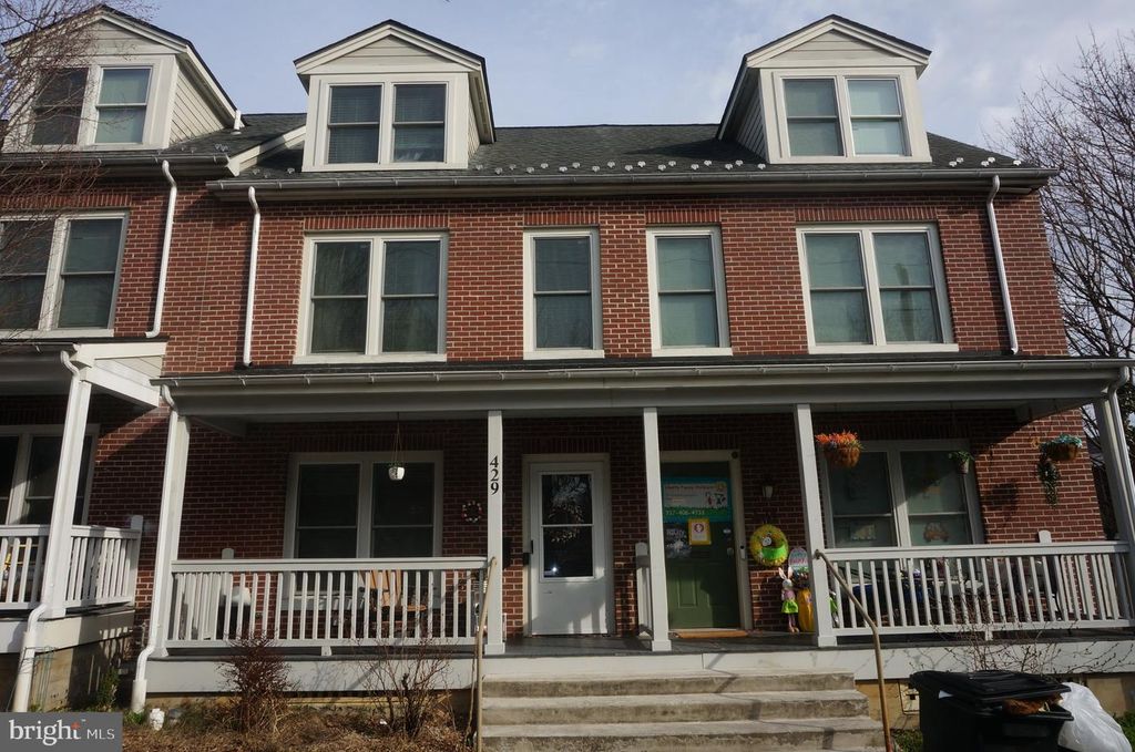 429 LOCUST ST, Lancaster, PA 17602