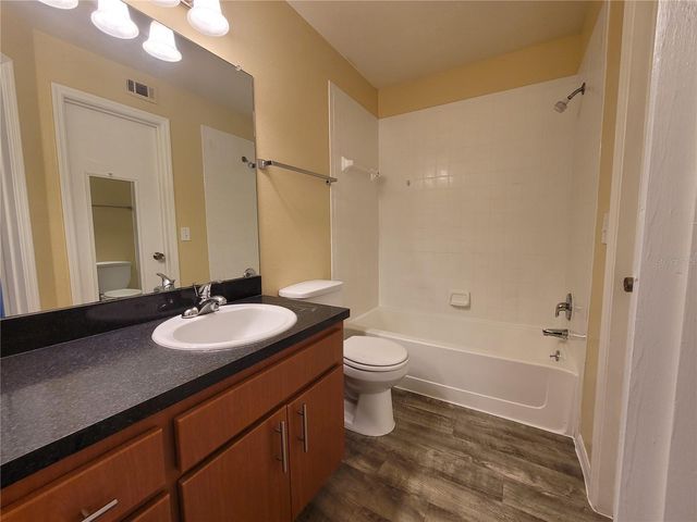 421 FOUNTAINHEAD CIRCLE 213, Kissimmee, FL 34741