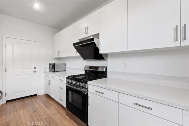 15946 Caterpillar, Fontana, CA 92336