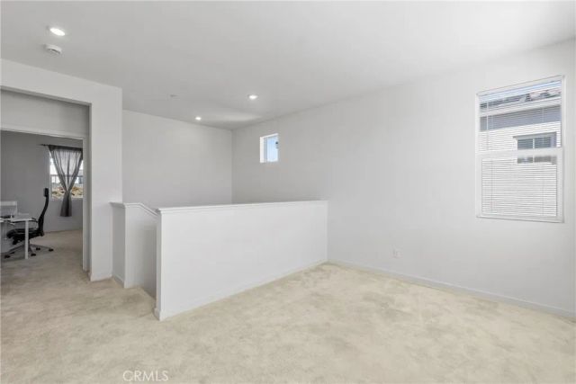 15946 Caterpillar, Fontana, CA 92336