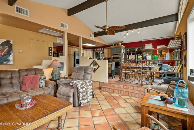 45 Yellow Hat Circle, Sedona, AZ 86351