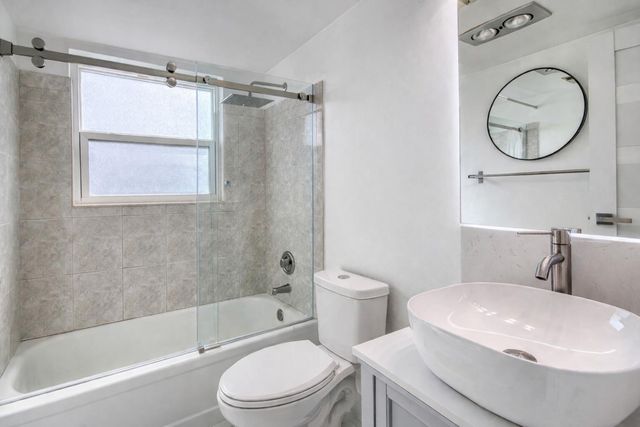 330 Andover M, West Palm Beach, FL 33417