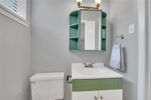 501 Bellmar Lane, Friendswood, TX 77546