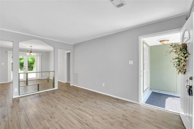 501 Bellmar Lane, Friendswood, TX 77546