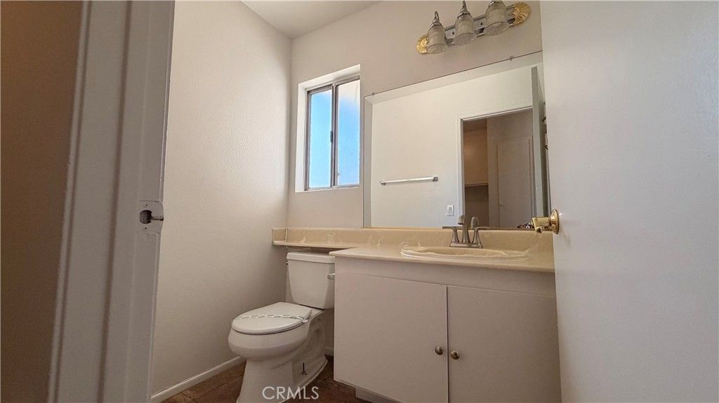 Image 6 of property listing at 10891 Fenton, Moreno Valley, CA 92557